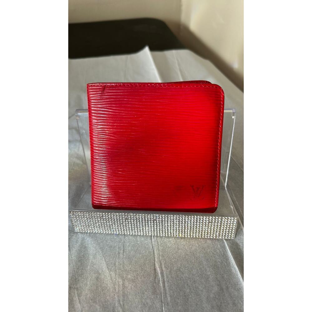 Louis Vuitton red epi Marco bifold wallet